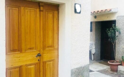 Prekrasna kamena kuća u samom centru Cresa