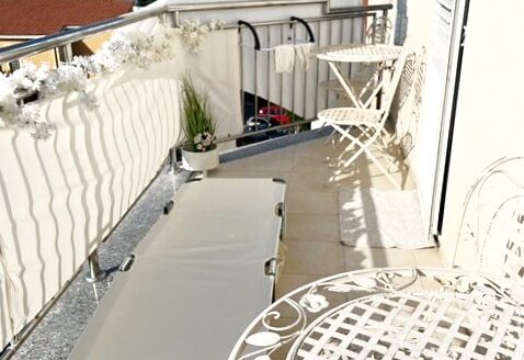 Prekrasan apartman s pogledom na more, Novalja, Pag