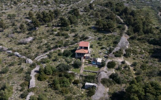 Milna, Brač – Vaš privatni kutak mira, svega korak do mora